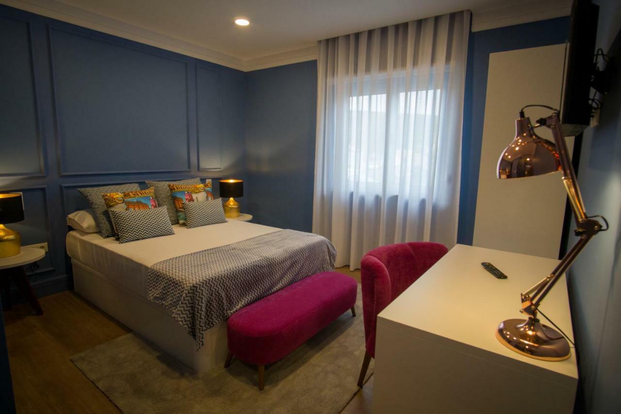 Zigzag Hostel Praia da Vitória Extérieur photo