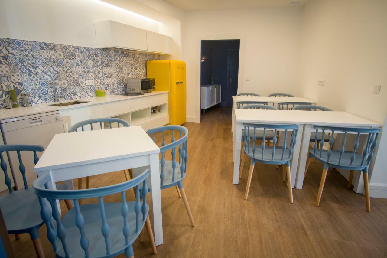 Zigzag Hostel Praia da Vitória Extérieur photo